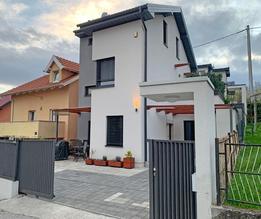 Apartment Maksimir Yard Zagreb Eksteriør billede