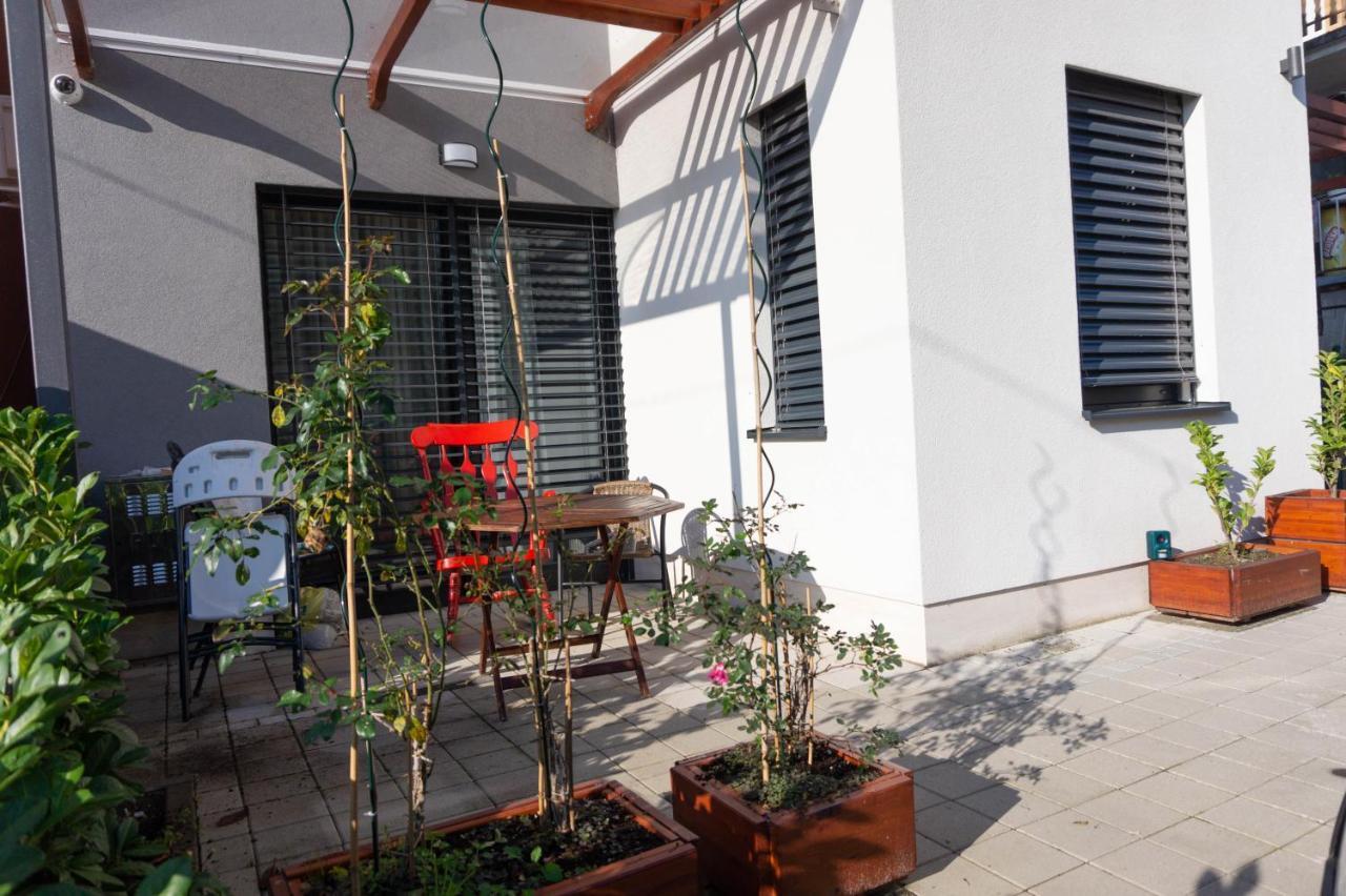 Apartment Maksimir Yard Zagreb Eksteriør billede